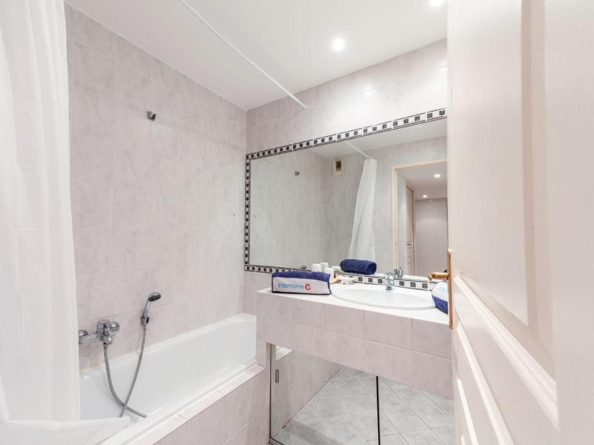 Apartment Cap Marine-2 By Interhome Cavalaire-sur-Mer Eksteriør bilde